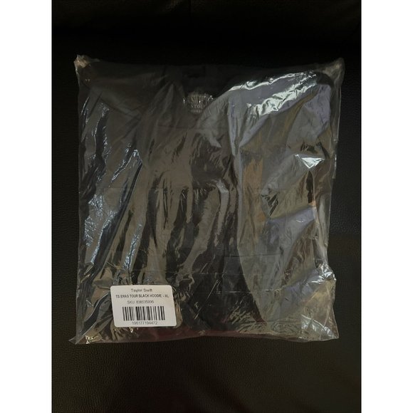 New Taylor Swift The Eras Tour Black Hoodie Official Merch Size XL *In Hand* - Picture 7 of 9